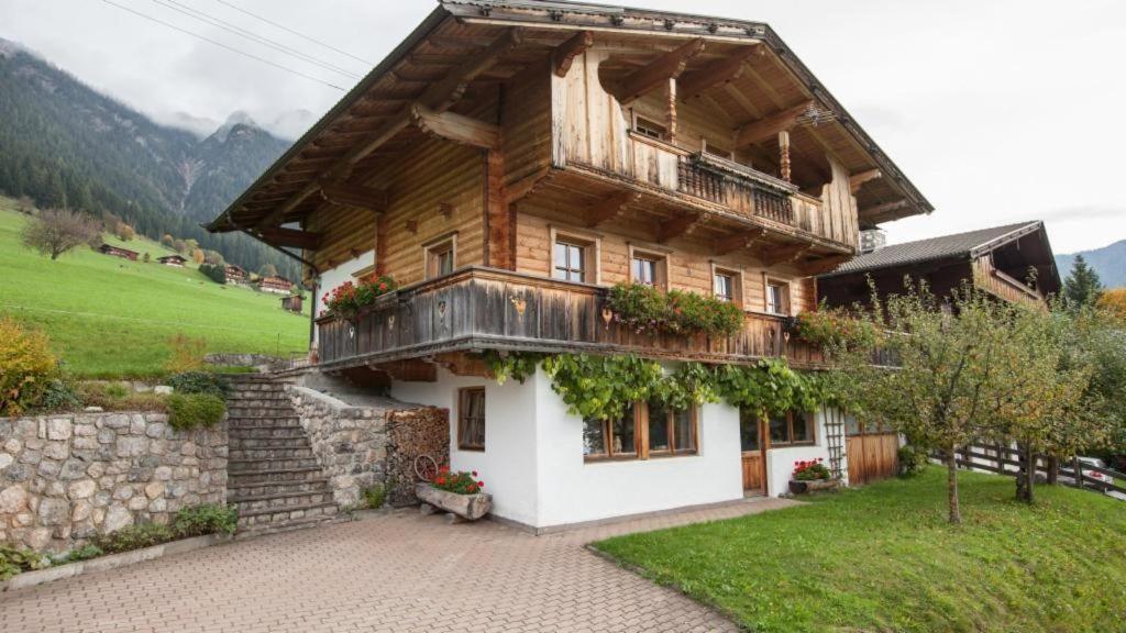 Außermoos-Zuhaus Alpbach Zimmer foto